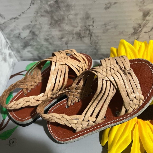 Sandals - Picture 1 of 1